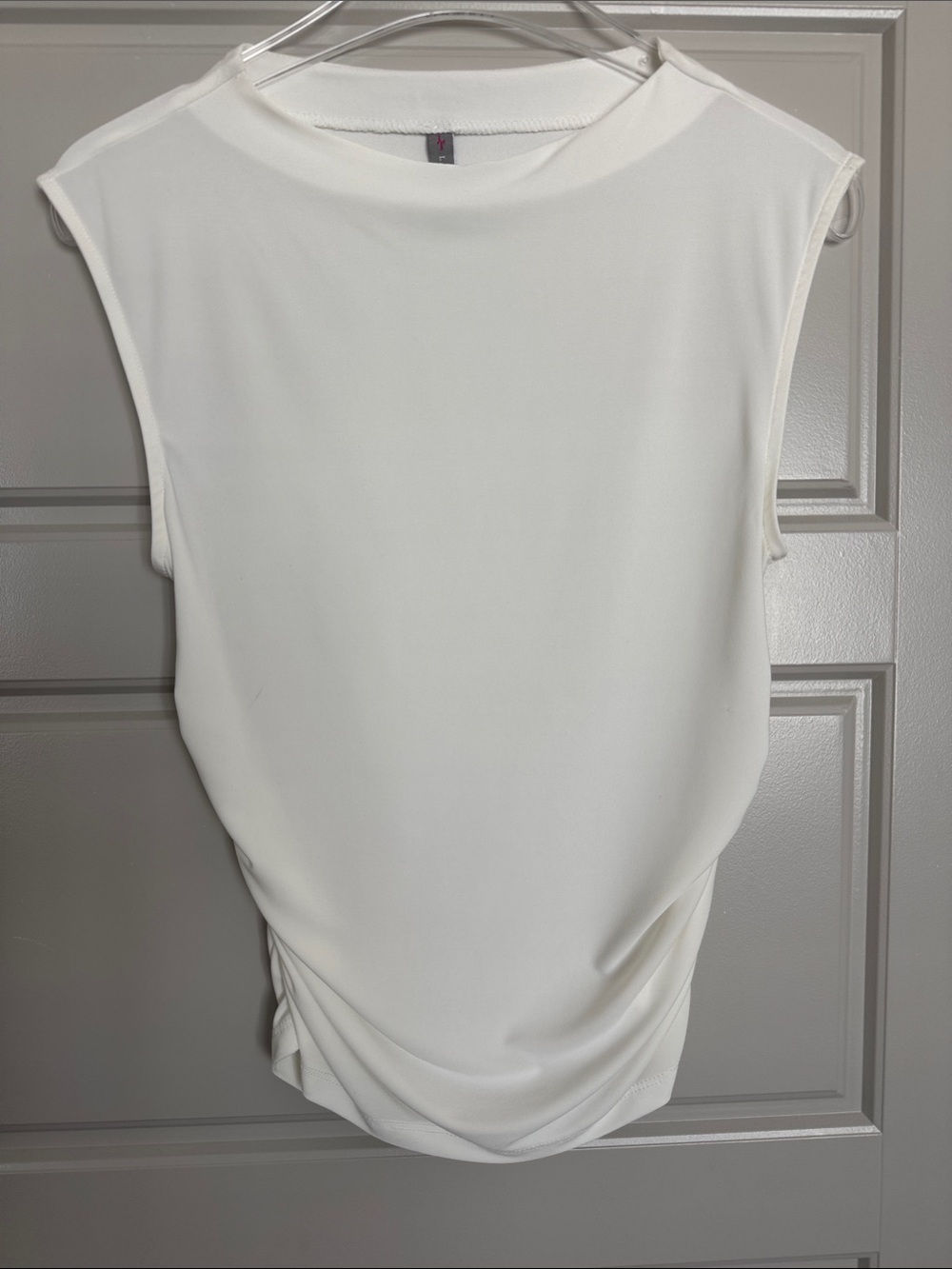 NWOT Women’s White Sleeveless Drape Tank Top, S